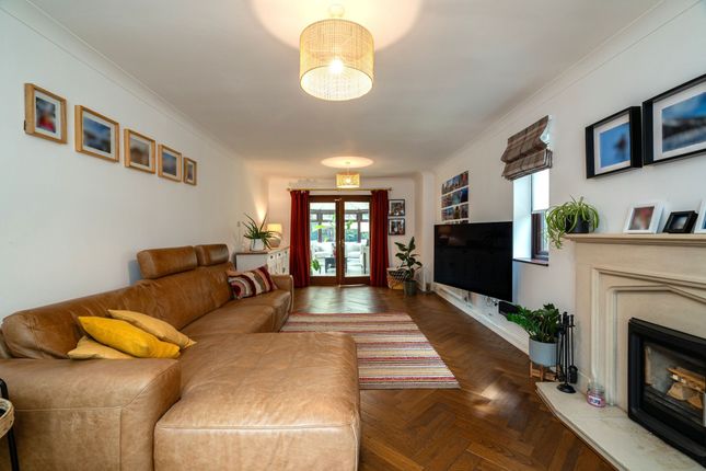 5 Drayton Lodge Park, Norwich photo 4