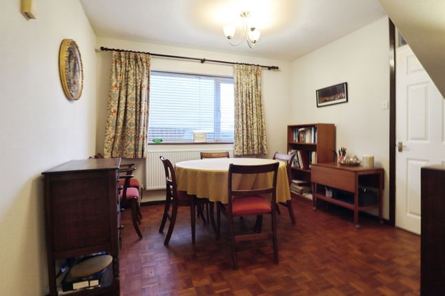 43, Winsford Road, Penarth photo 2