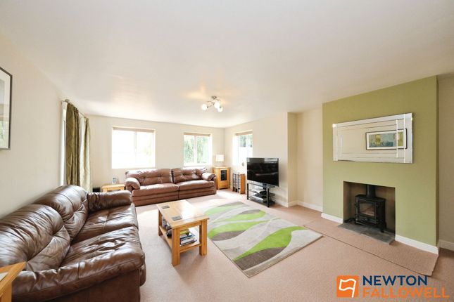 46 Turnor Road, Grantham photo 3