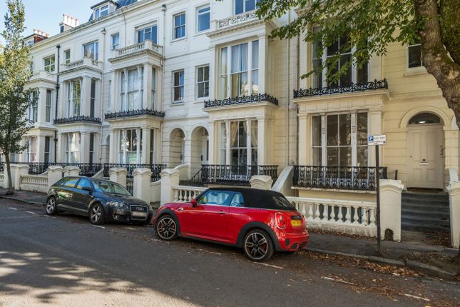 1-bed flat on Buckingham Road, East Sussex, £230,000