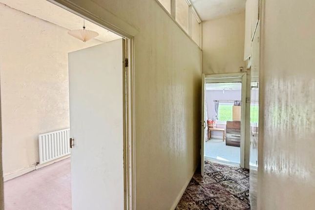 27, Wakefield Road, Pontefract photo 4
