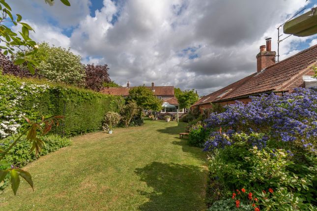 Bale Road, Sharrington photo 2