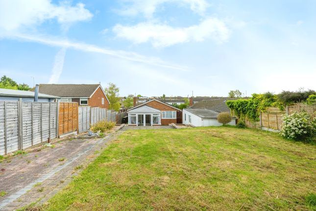 Detached bungalow for sale in Icknield Way, Luton