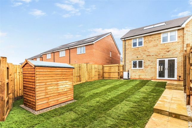33, Tillage Road, Northamptonshire photo 3