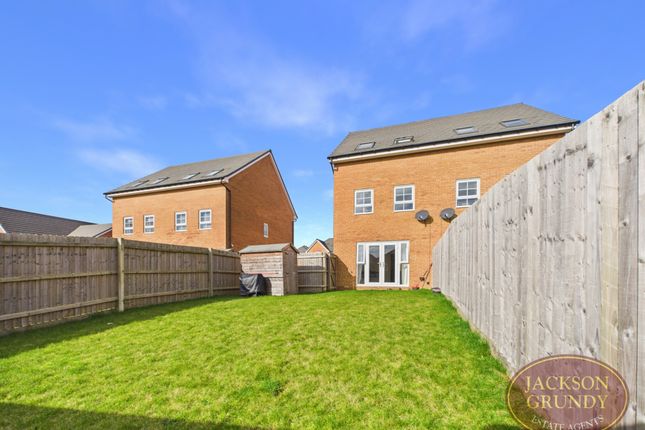 21, Kipling Way, Northampton photo 5