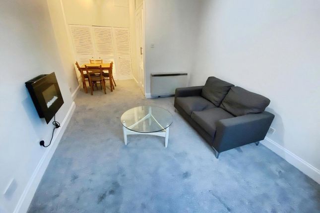 Flat PF2, 25, Watson Crescent, Edinburgh photo 2