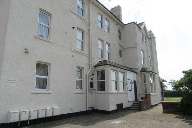 Thumbnail Flat to rent in South Promenade, St. Annes, Lytham St. Annes