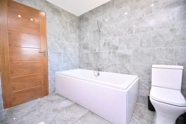 Upstairs Bathroom