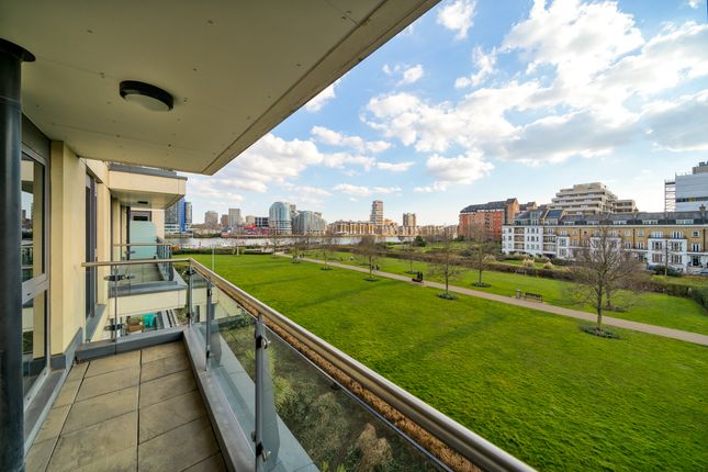13, Box Tree House, Imperial Wharf, Fulham photo 2