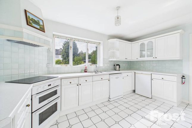 6, Simmons Place, Surrey photo 4