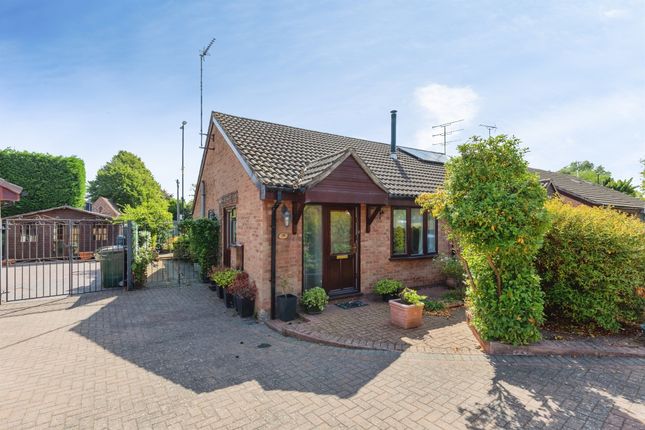 2-bed semi-detached on 29, Blackshaw Drive, Coventry, £215,000