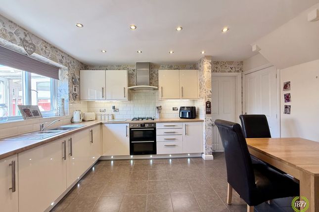 2 Three Brooks Way, Accrington photo 4