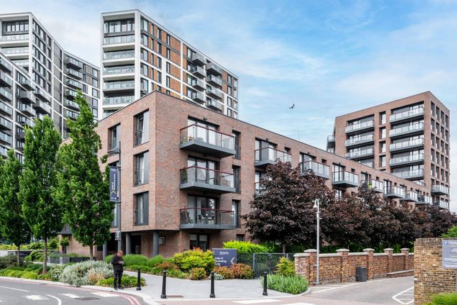 Flat to rent in Imperial Building, Woolwich Riverside, London