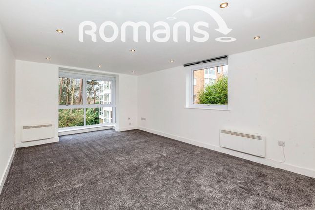 9, Troon Court, Ascot photo 2