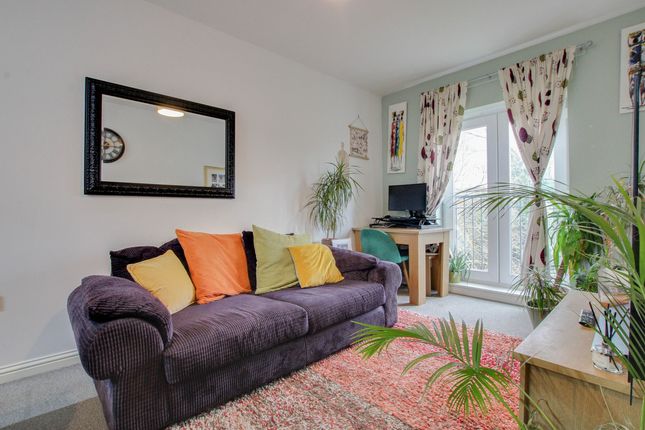 Flat for sale in Beeston Courts, Basildon