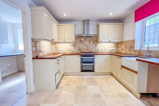 Shalom, 25 Lower Waites Lane, Fairlight photo 2