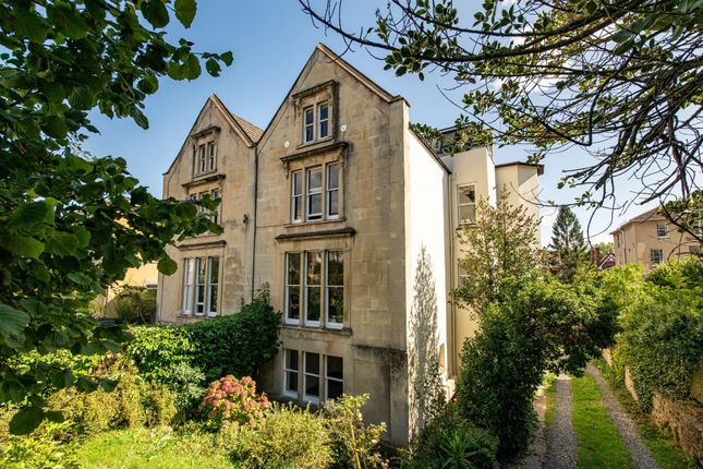 2-bed house on Flat 1, 16, Burlington Road, Bristol, £1,700/mo