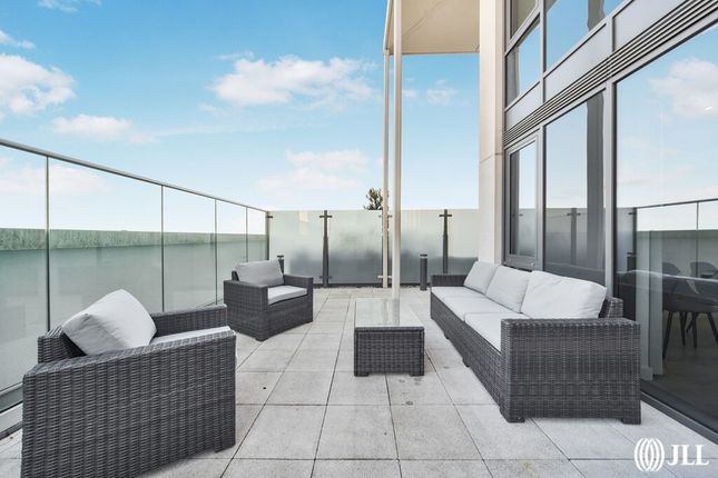 3-bed flat on Apartment 133, Sky Villas, 9, Goodwin Street, London, £900,000