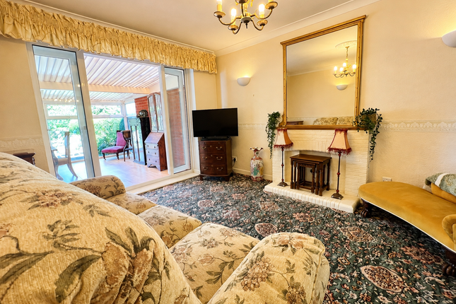 31, Gorse Lane, Leicester photo 4
