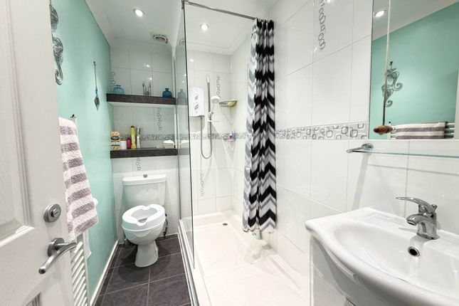 25, Hollymount Close, Exmouth photo 2