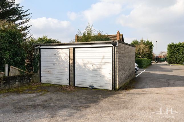 Studio for sale in Wingletye Lane, Hornchurch