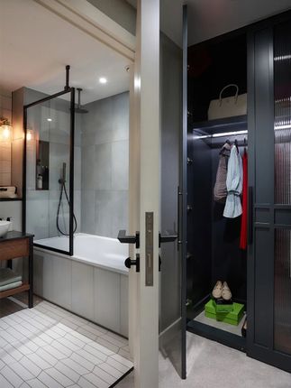 837, Saffron Gardens, London photo 4