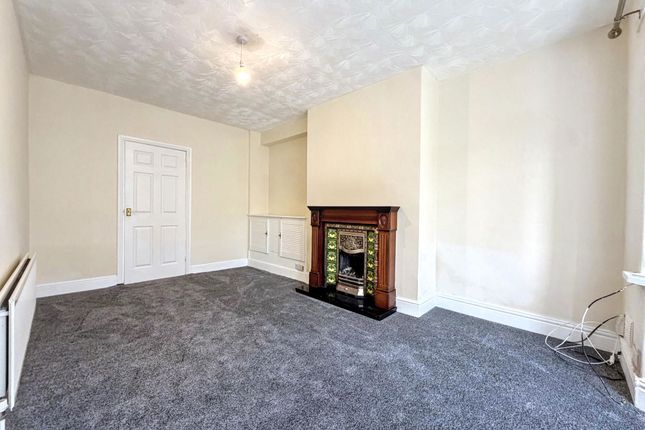 19, St. Julien Gardens, Wallsend photo 2