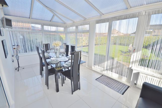 15, Saxstead Drive, Clacton-On-Sea photo 3