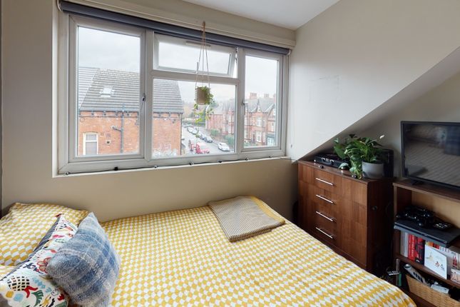 Brudenell Road, Leeds photo 4