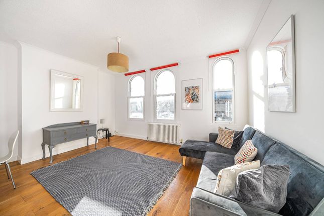 Flat for sale in Park Road, Crouch End, London