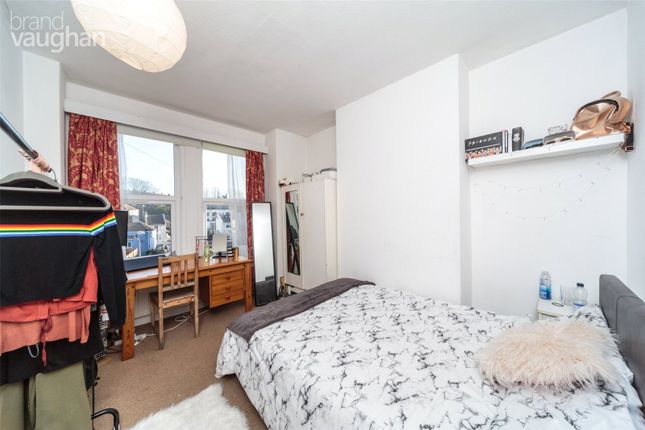 25x, Hollingdean Terrace, Brighton photo 2