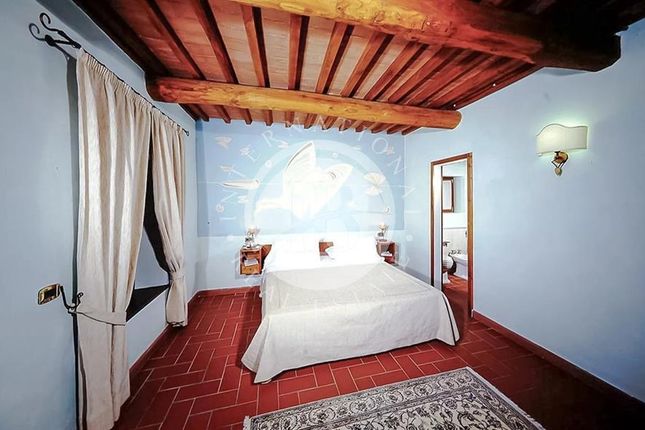 Villa for sale in Manciano, Tuscany, 58014, Italy