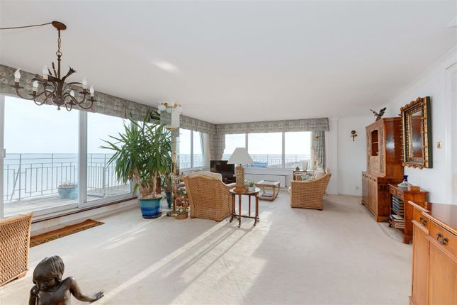 Flat 24, Marine Point, West Parade, Worthing photo 2