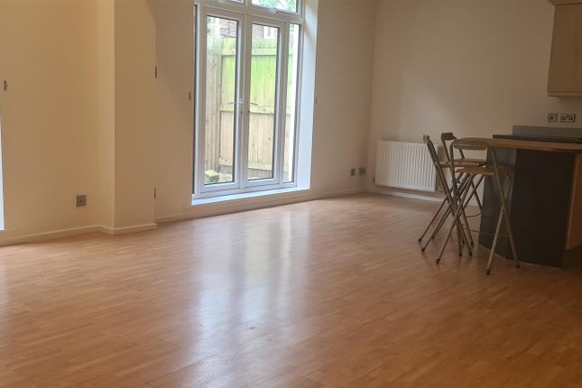 Thumbnail Property to rent in South View, Rochdale