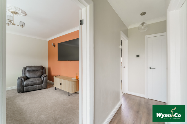 25, Stockingate, Pontefract photo 4