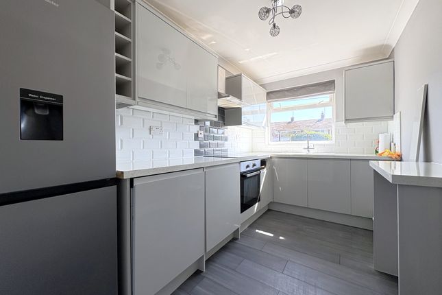 7, Bowmans Park, Halstead photo 4