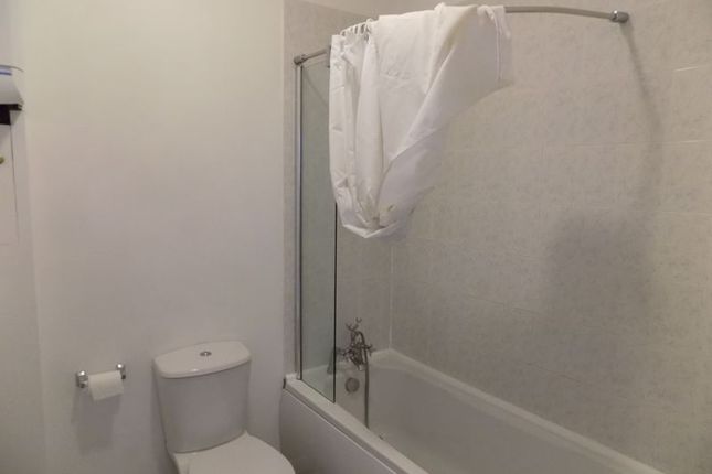 Flat 4,16, Cinque Ports Street, Rye photo 5