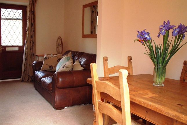 1, Gloucester Mews, Faringdon photo 2