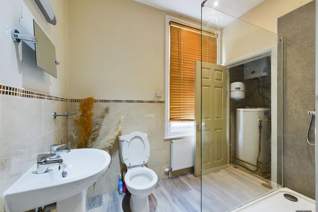 104, Portland Street, Exeter photo 4
