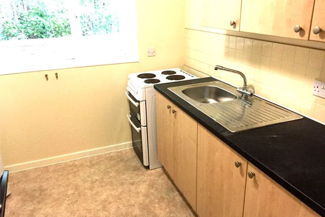 Flat 3, Kirkley Lodge,, Park Avenue, Newcastle upon Tyne photo 5