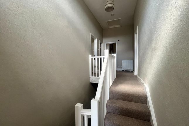 Flat 3, 20, Connaught Avenue, Plymouth photo 3