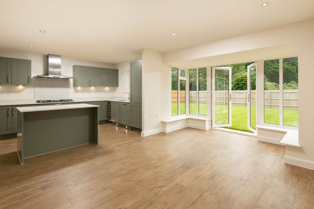 H877198, Gaston End, East Bergholt photo 2