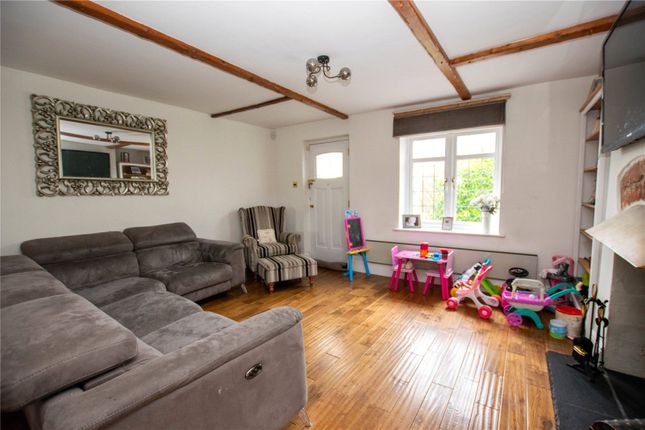 End terrace house for sale in Common Road, Kensworth
