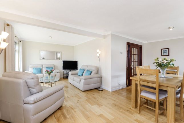 40, Crathie Drive, Airdrie photo 3
