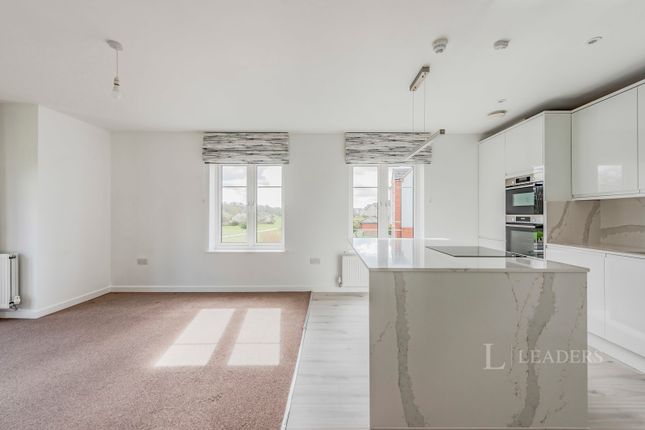 4 Woolf House, Somerley Drive, West Sussex photo 4