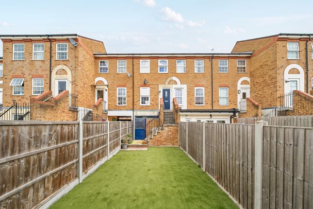 27, Oakleigh Close, Kent photo 3
