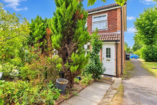 121, Windmill Drive, Rickmansworth photo 2
