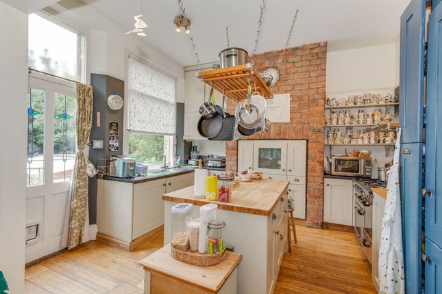 23 Steade Road, Sheffield photo 2