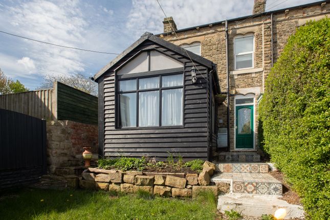 Thumbnail End terrace house for sale in Nell Gap Lane, Wakefield