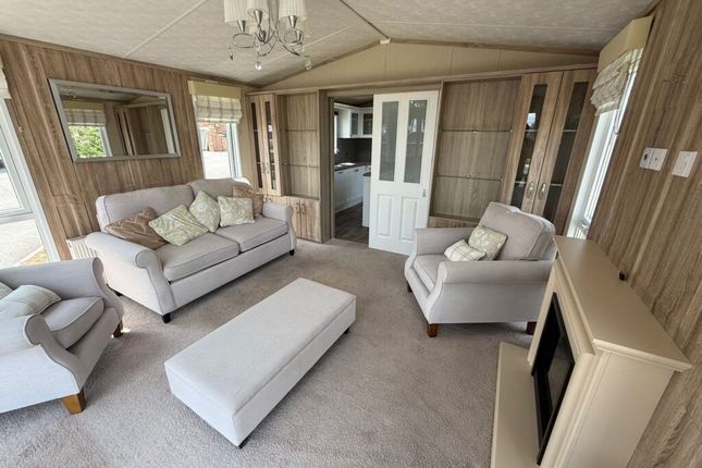 96, Manor House Holiday Park, Retford photo 3